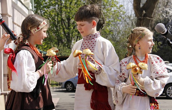 Сороки,жаворонки - зима кончается, а весна начинается