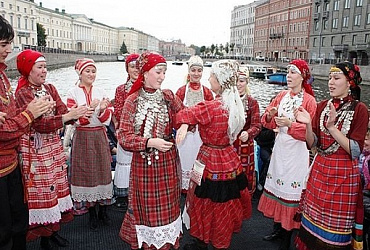 Вокальный ансамбль сестер Серебренниковых